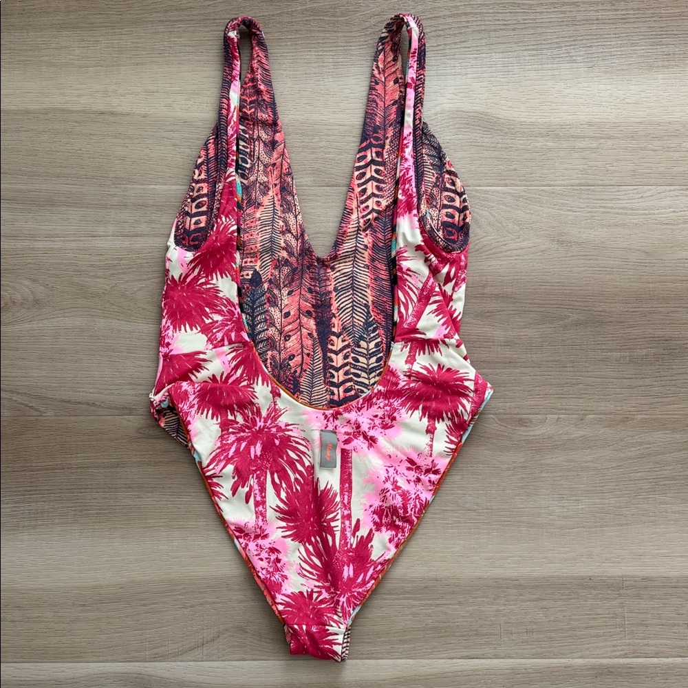 MAAJI - Pluma Bluma One Piece Reversible Swimsuit - Picture 12 of 15